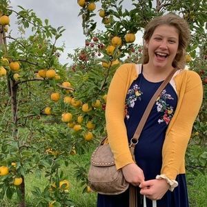 Meet your Posher, Rose